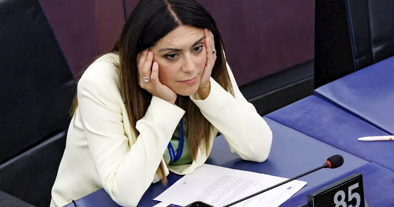 Pina Picierno attacca Conte e M5s: rissa a sinistra, Elly Schlein muta