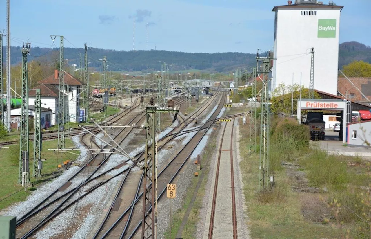 Zum Sterben in Neumarkt auf die Gleise gelegt: Mordprozess am Schwurgericht Nürnberg beginnt