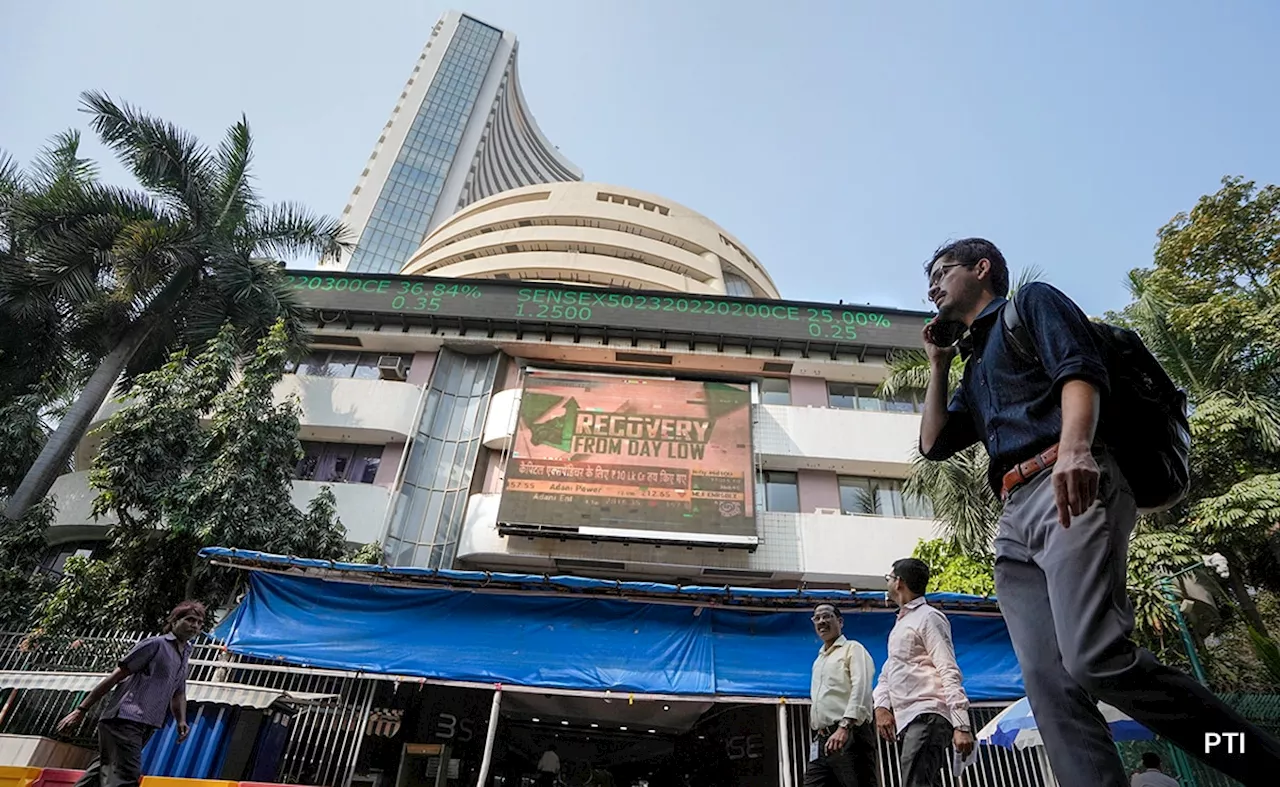 Stock Market Today: शेयर बाजार की सुस्त शुरुआत, सेंसेक्स में मामूली तेजी, निफ्टी 24,600 के करीब