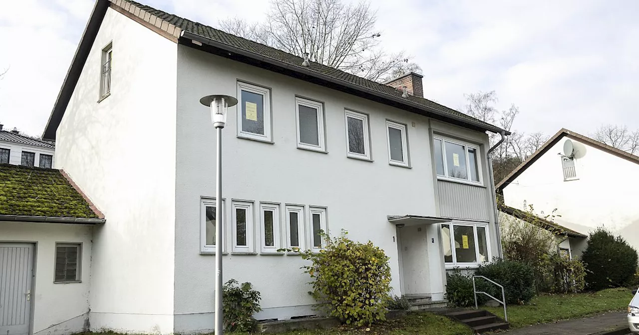 Bielefelder Britenhaus bringt bei Versteigerung viel weniger Geld als erhofft