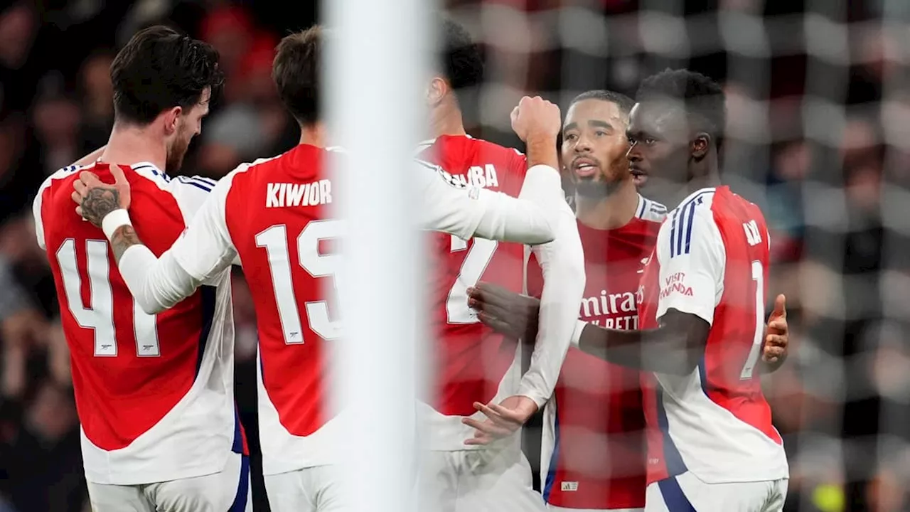 Arsenal-Monaco: la très belle action collective des Gunners conclue par Saka