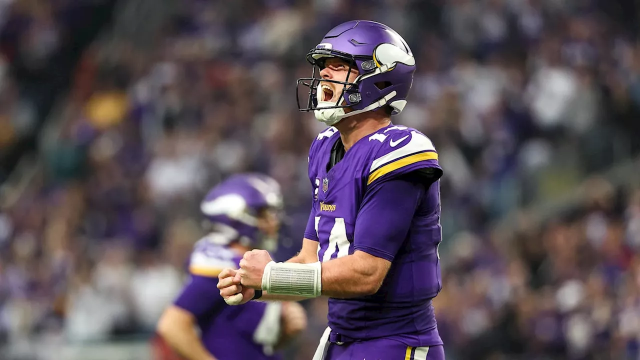 Vikings OC Wes Phillips Raves About Sam Darnold While Mum on QB's Future in Minnesota