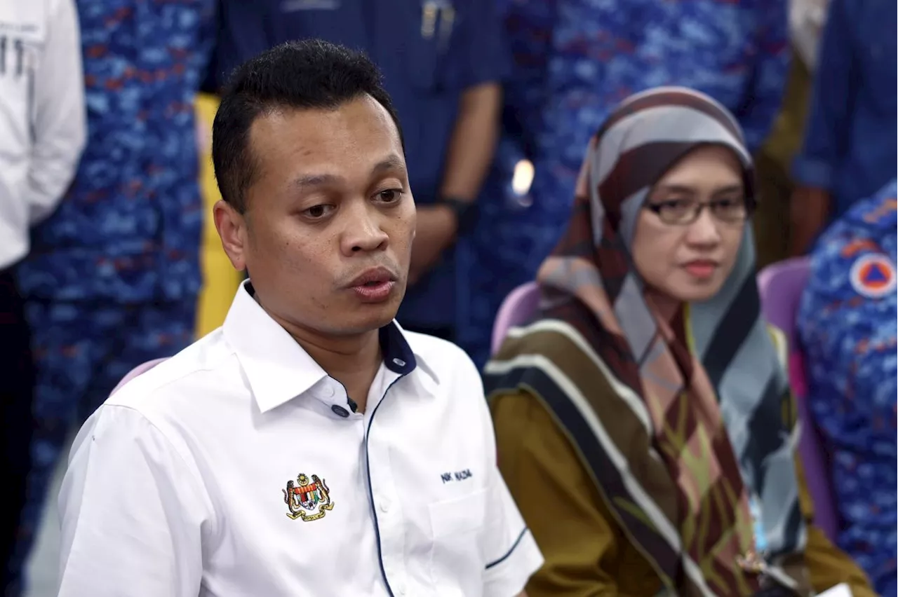 Authorities must learn to identify REE to prevent smuggling across borders, says Nik Nazmi