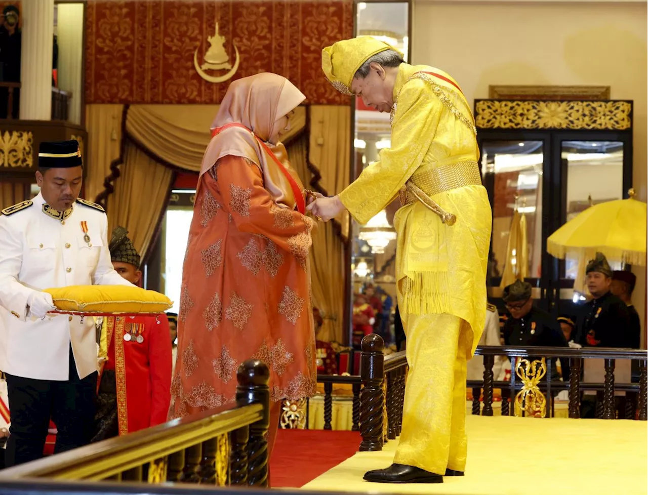 Bernama CEO among media figures conferred Selangor state award