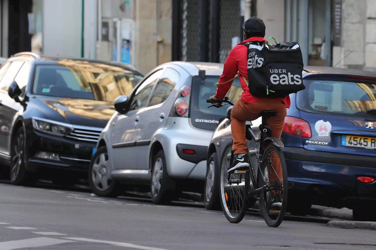 « Une vraie évolution », Deliveroo et UberEats discutent pour la première fois d’une rémunération au kilomètre