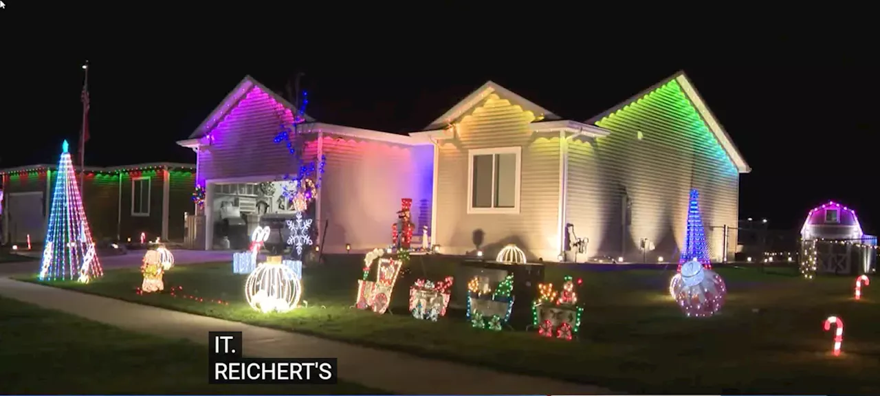 In Iowa dekoriert ein Mann alle Nachbarhäuser weihnachtlich