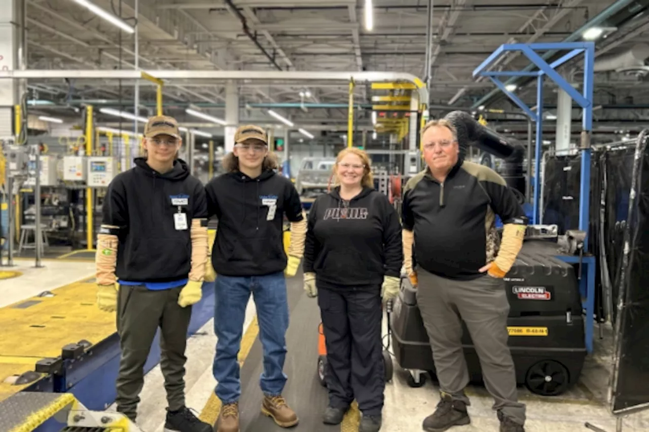 Make-A-Wish takes Kelowna teen on dream tour of GM Oshawa Assembly Plant