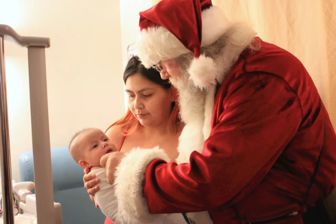 VIDEO: Helicopter gives Santa a lift to deliver smiles, stuffies to B.C hospital