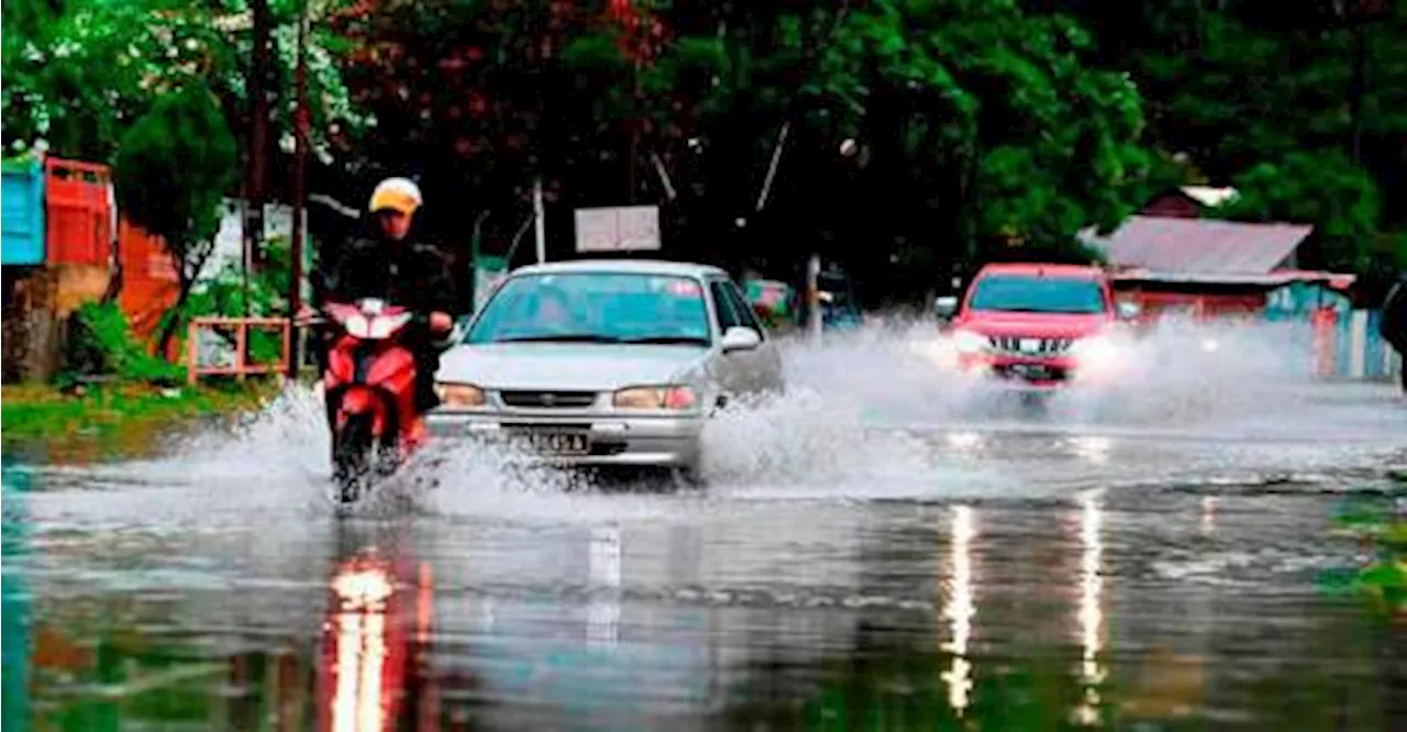 Avoid driving through floodwaters, public urged