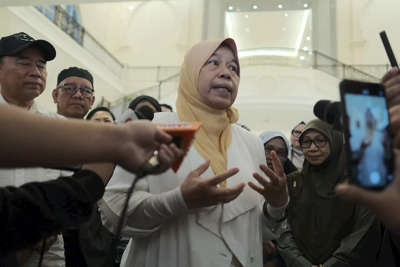 Zuraida kena bayar RM100,000 kepada PKR