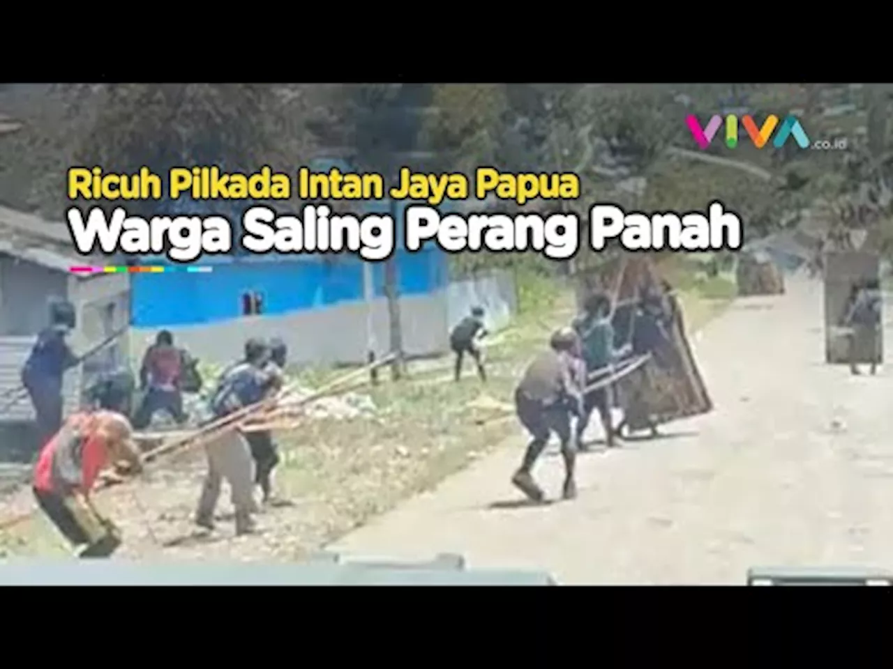 Detik-Detik Bentrokan di Intan Jaya, Warga Saling Serang Pakai Panah