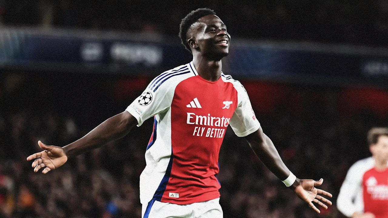 Bukayo Saka bezorgt Arsenal ruime zege én plek drie in de Champions League