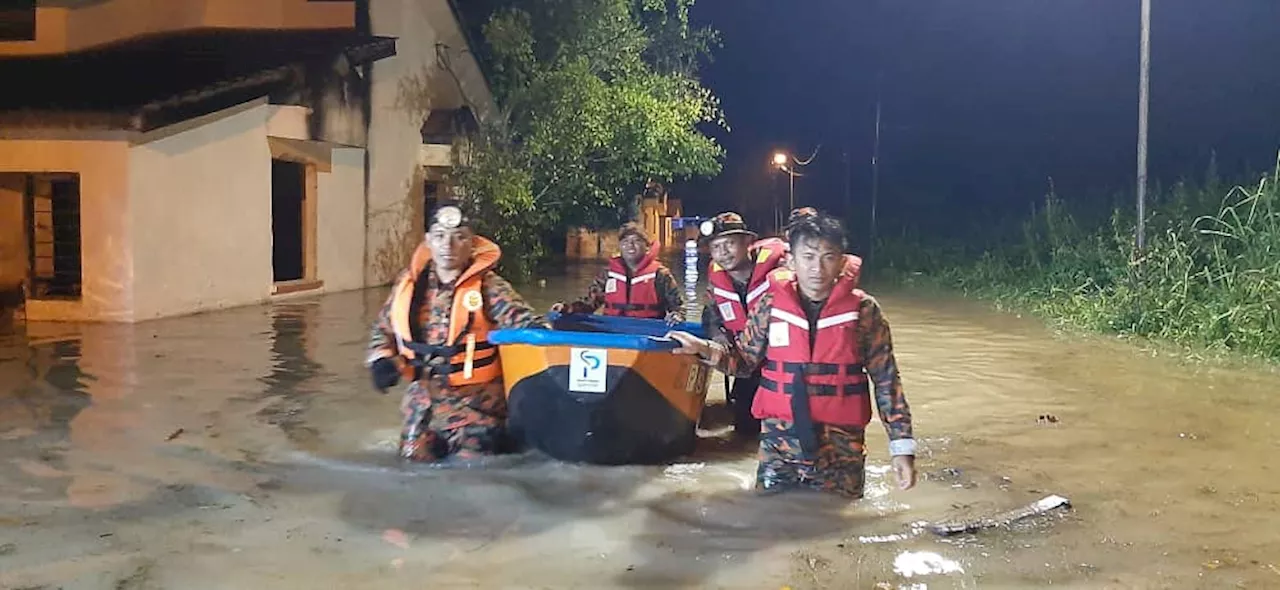 35 penduduk dipindahkan akibat banjir di Beruas