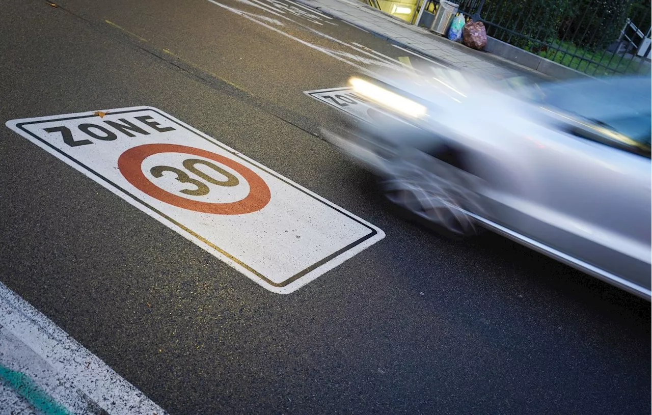 Une nouvelle ville abaisse la vitesse à 30 km/h dans ses rues au 1er janvier