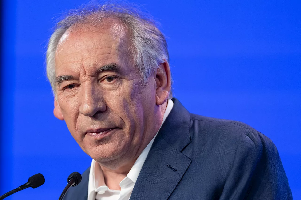 Francia, Bayrou nuovo premier: chi è il centrista scelto da Macron