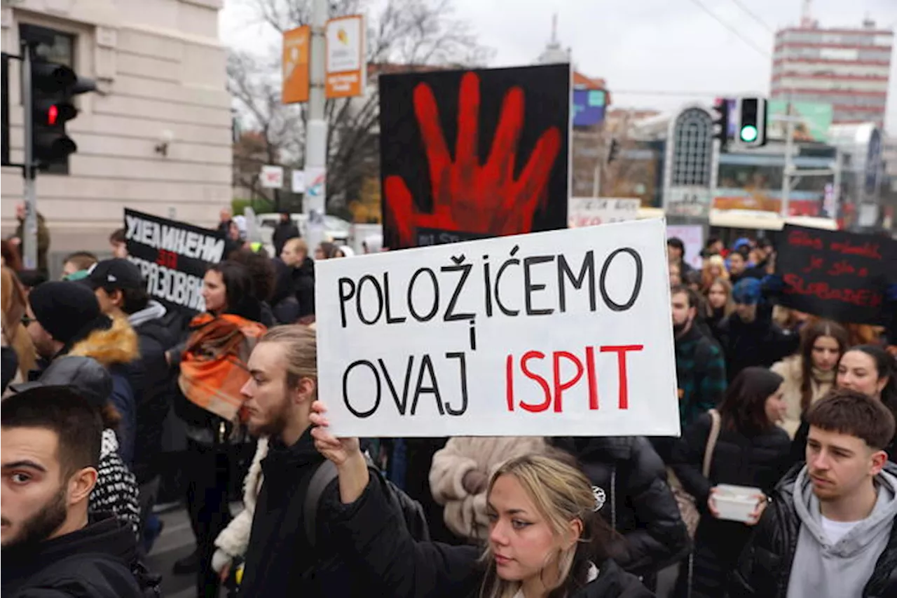 Serbia, prosegue e si allarga la protesta degli studenti