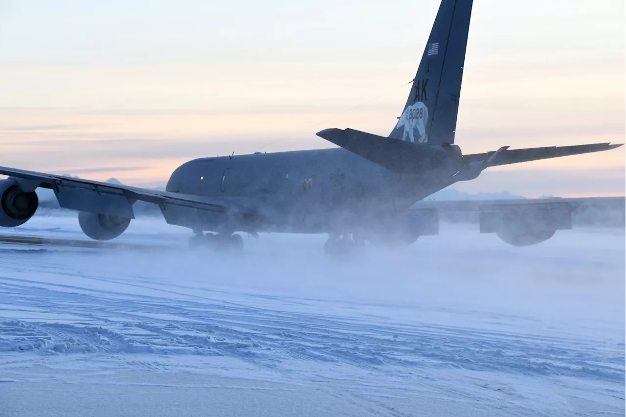 Air Force OKs 4 more refueling tankers for Eielson Air Guard unit