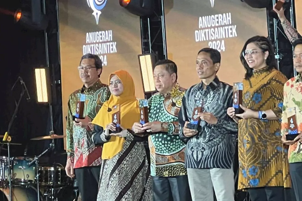 Unhas raih empat penghargaan Anugerah Diktisaintek 2024