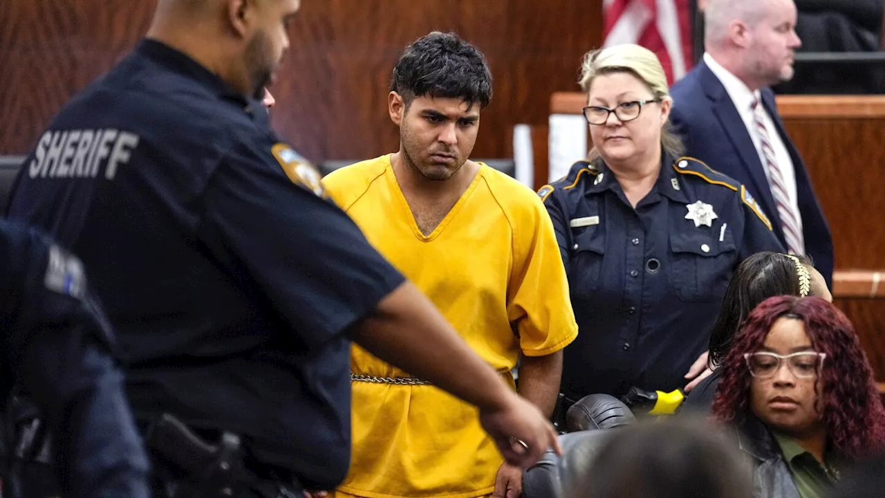 Prosecutors will seek the death penalty for 2 Venezuelan men accused of killing Texas girl