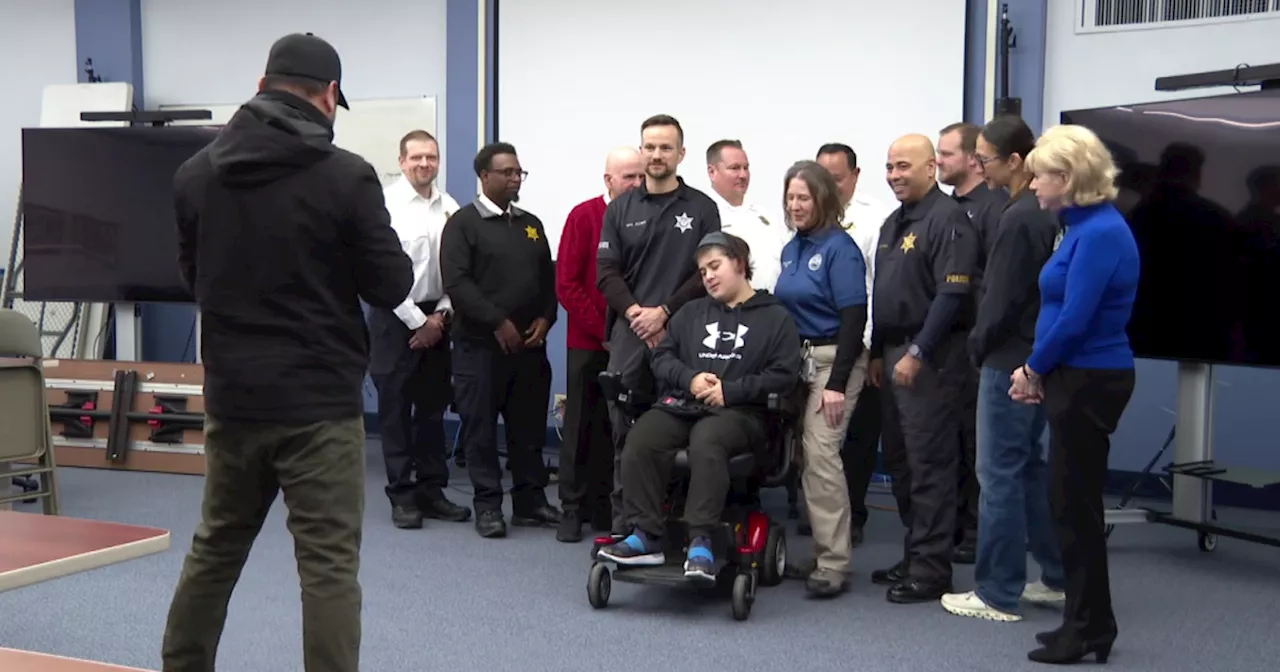 Waukegan, Illinois woman receives helping hand, special gift from police officer-social worker team