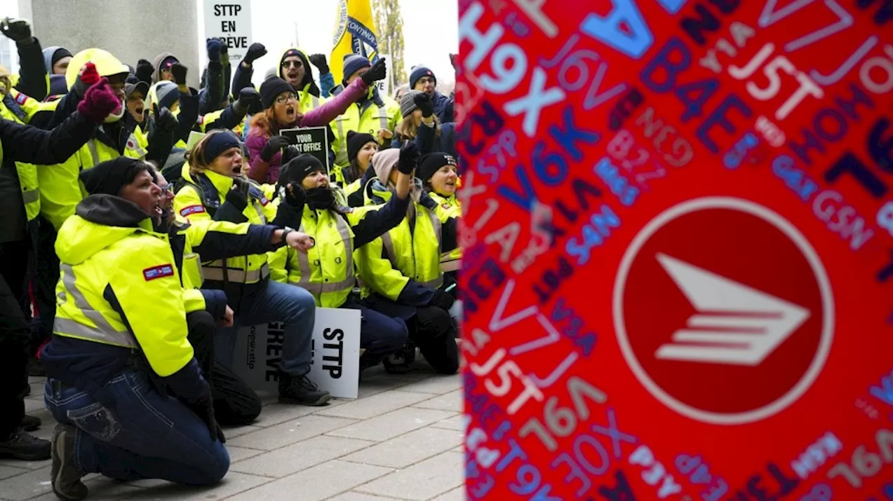 Federal Labour Minister Steven MacKinnon to provide update on Canada Post strike