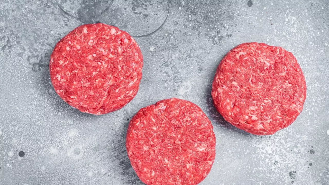 Alerte conso : rappel de steaks hachés pur bœuf Carrefour en raison d’une erreur d’étiquetage