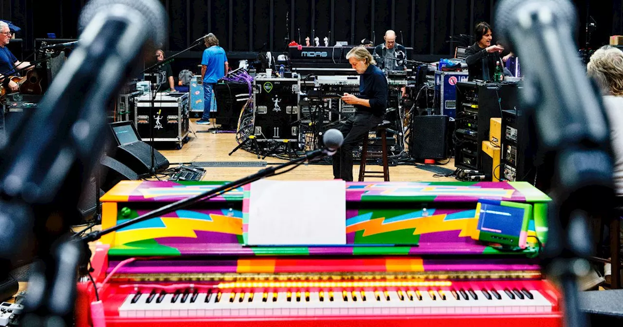 Behind the scenes pictures from Sir Paul McCartney's world tour