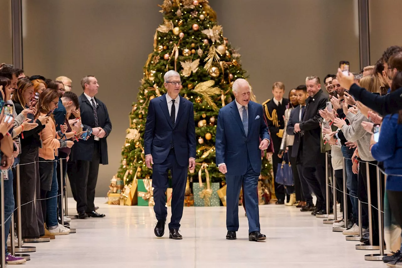 Inédit, le roi Charles III en visite au QG britannique d'Apple (photos)