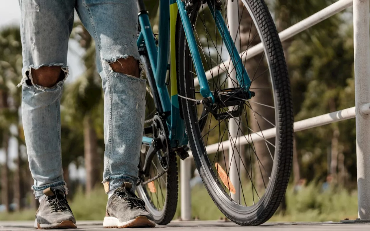 Produção de bicicletas convencionais cai, mas a das elétricas aumenta