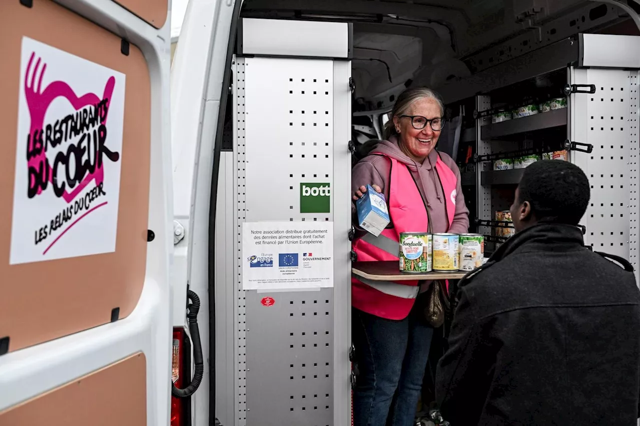 Dons : les Français plébiscitent les associations d’aide aux personnes en difficulté