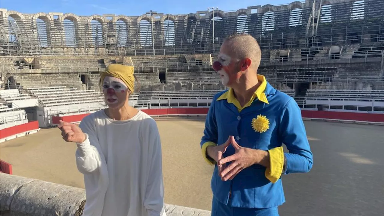 Une visite inédite et clownesque des arènes de la ville pour les Calend'Arles