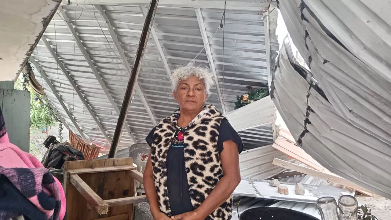 Guadalupe Cuevas pide ayuda: el viento voló su techo en Veracruz