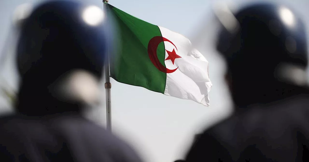 «Une barbouzerie bien française» : en Algérie, la presse félicite ses services de renseignements d’avoir déjoué un «complot» de la DGSE