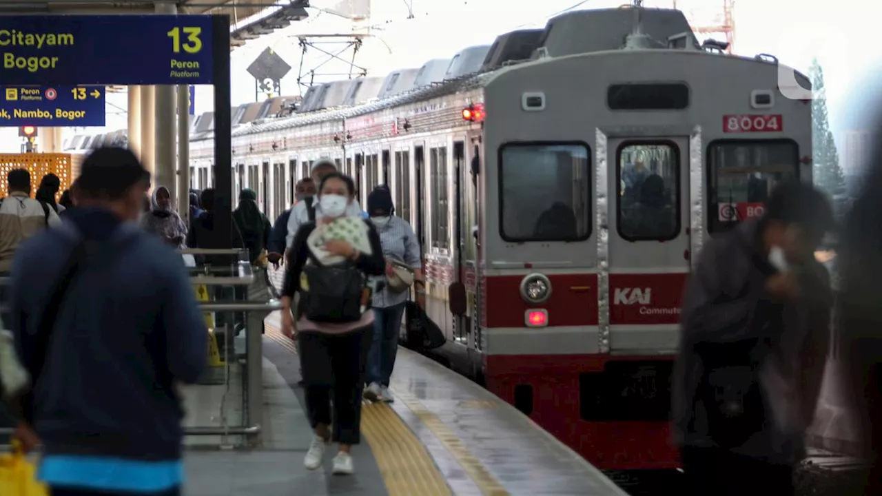 KRL Jabodetabek Beroperasi 24 Jam Saat Malam Tahun Baru