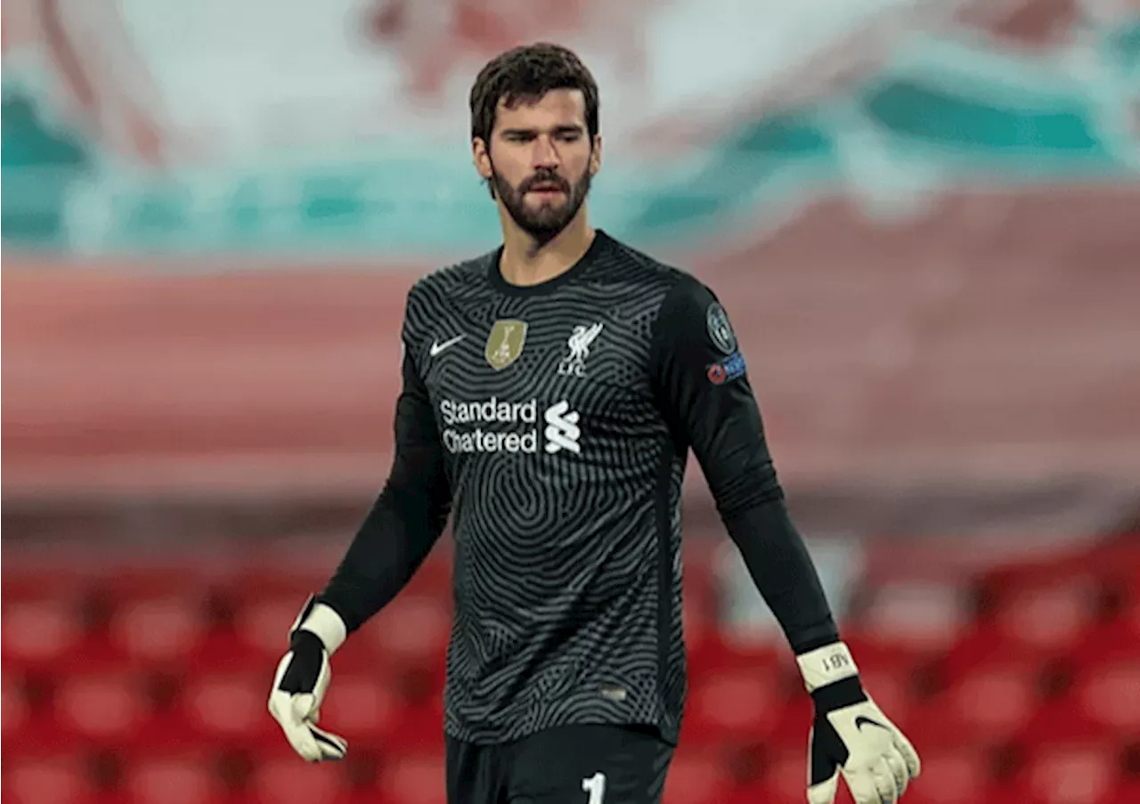 Jelang Liverpool Vs Fulham, Slot Sebut Alisson Kiper Terbaik di Dunia