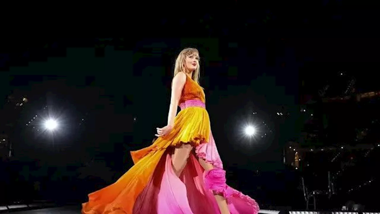 Catat Rekor Pendapatan, Taylor Swift Bagi-bagi Bonus untuk Kru sampai Supir Truk