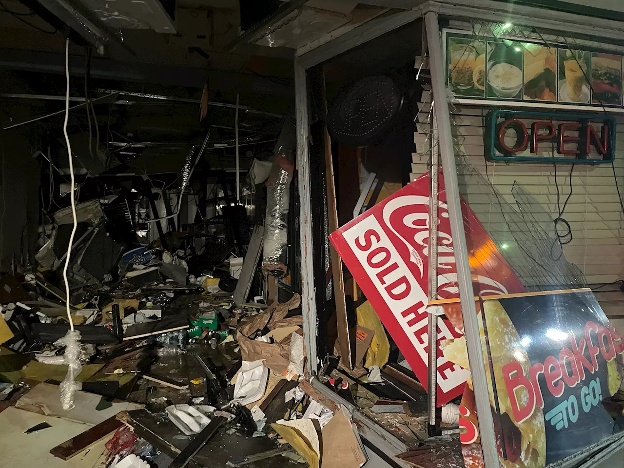 4 hurt, 2 with serious injuries, after car crashes into bakery in Torrington, Conn.