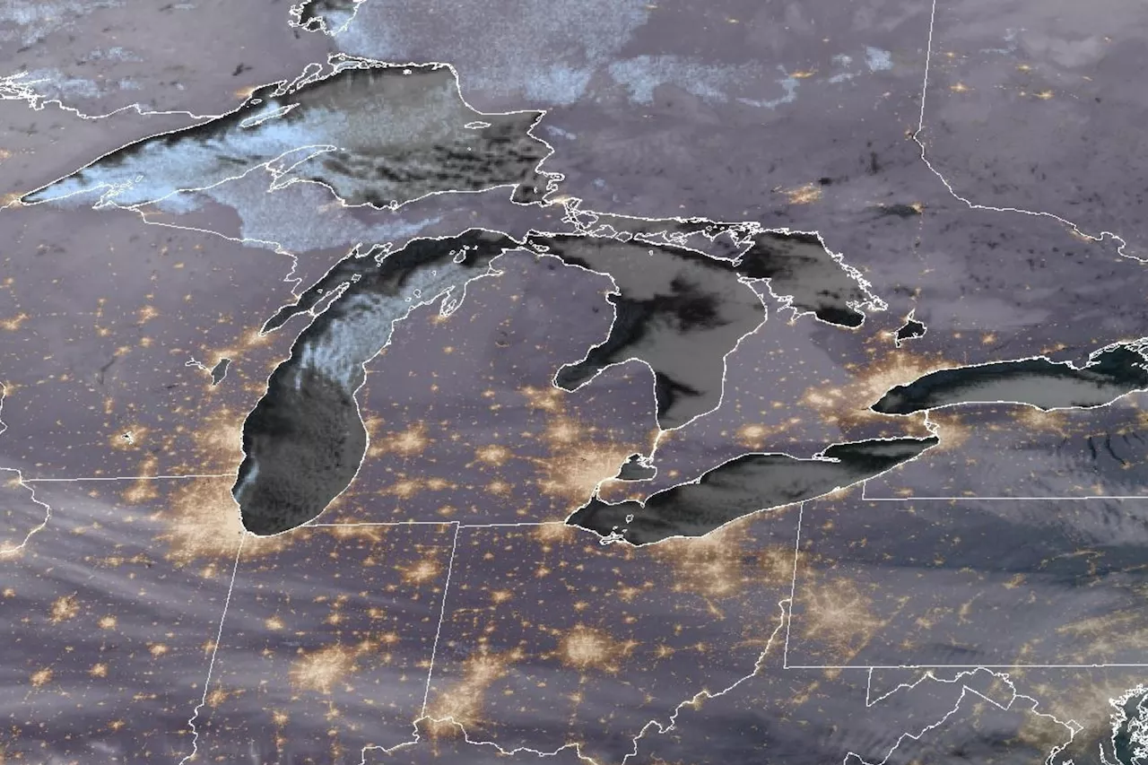 Lake-Effect Snow Seen From Space in Stunning Satellite Images