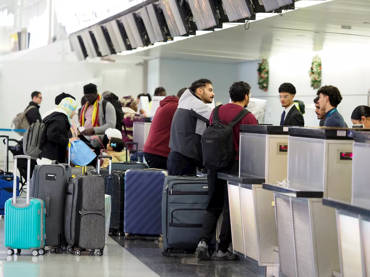 Concession prices will go up to pay for raises for Newark airport workers