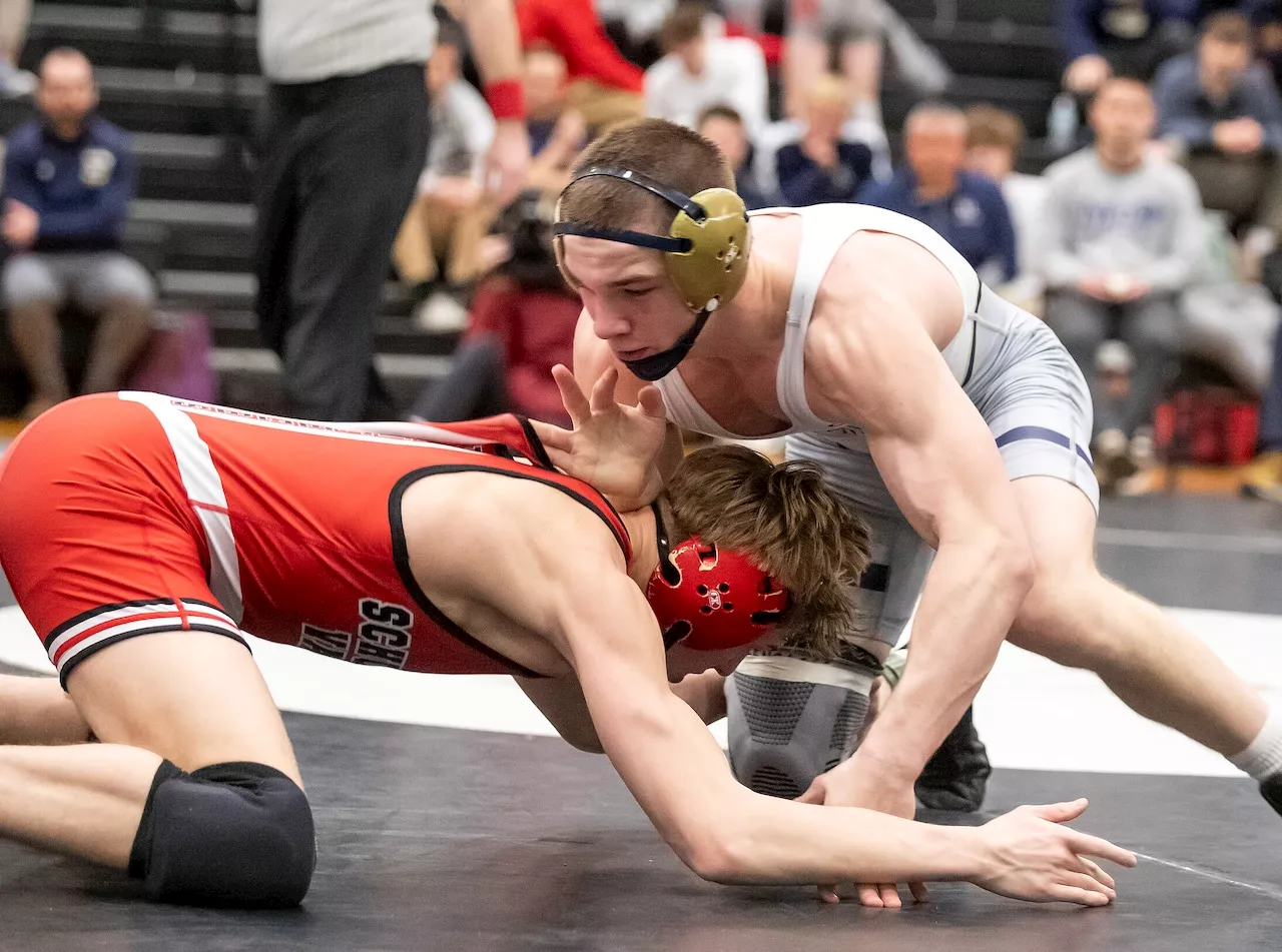 District 3 boys wrestling dual meet results for Thursday, Dec. 12