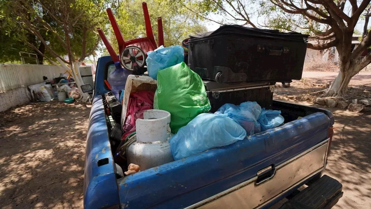 Violencia del crimen organizado desplazó a unas 100 personas en comunidad de Apatzingán