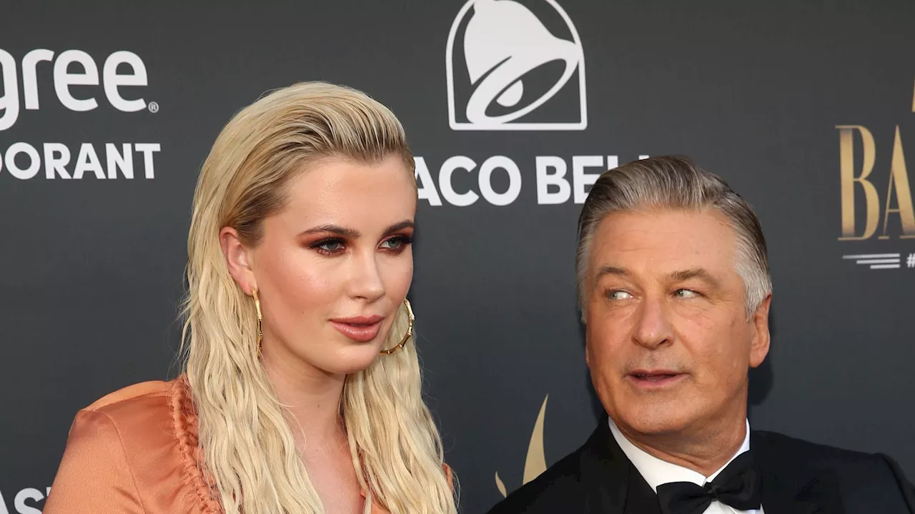 Alec Baldwin feiert seltene Reunion mit Tochter Ireland