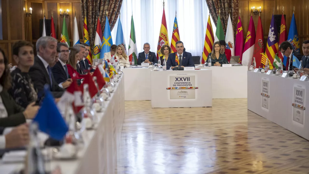 Sánchez rompe el frente común del PP en la Conferencia de Presidentes con la condonación de la deuda
