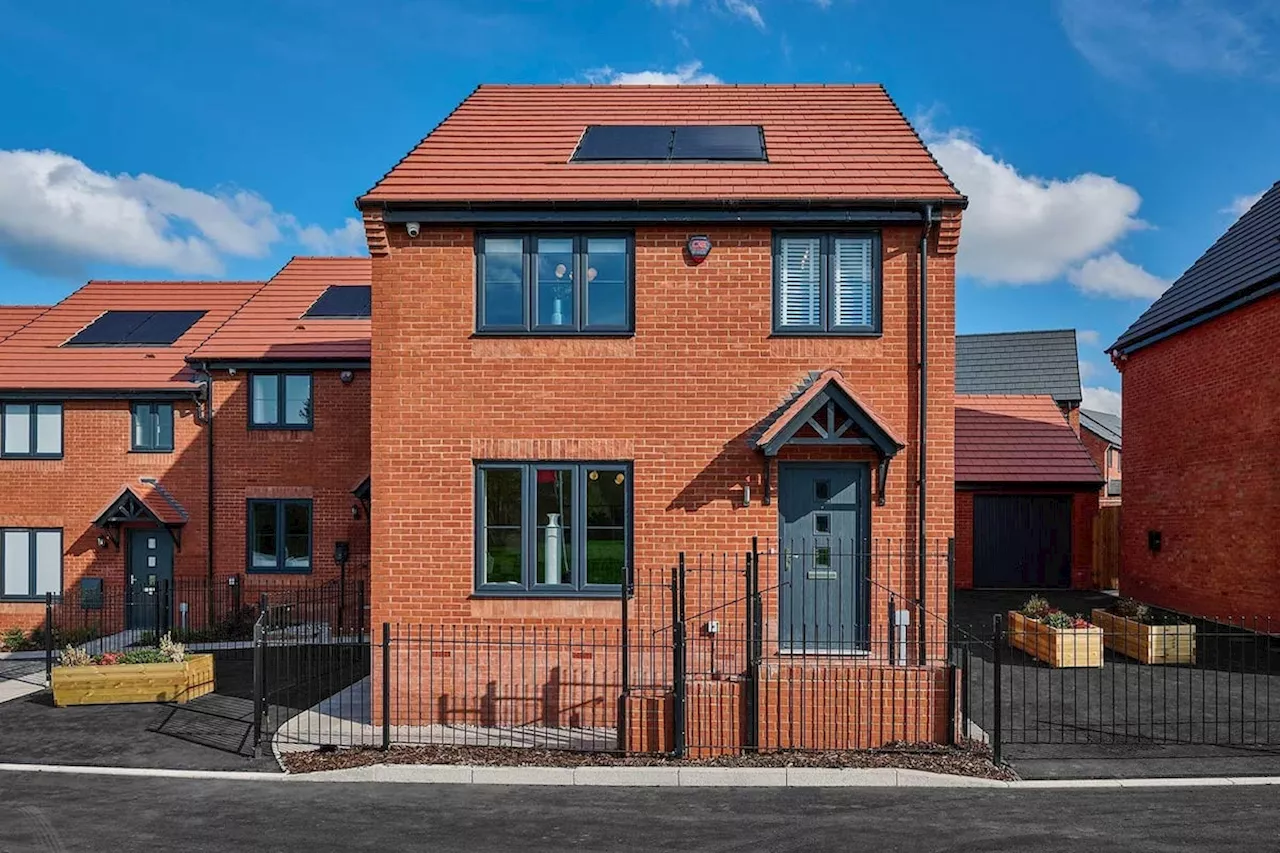 Taylor Wimpey officially opens new show homes at its Shropshire development