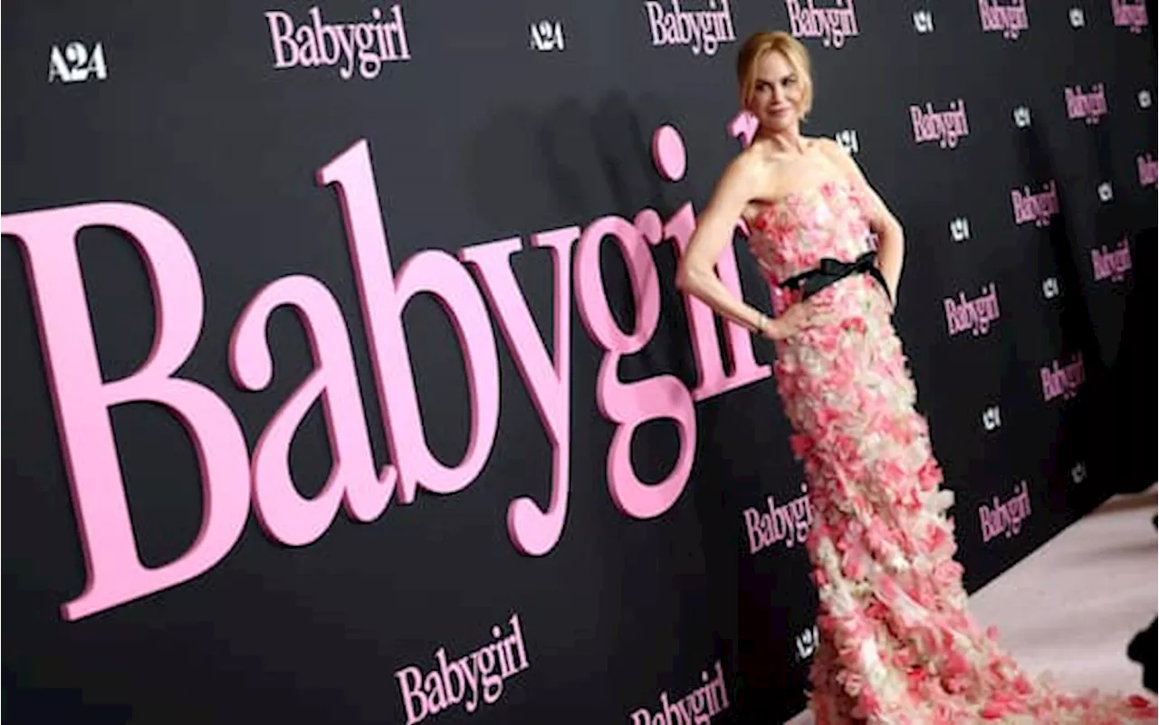 Babygirl, Nicole Kidman sul “pink” carpet della première di Los Angeles. FOTO