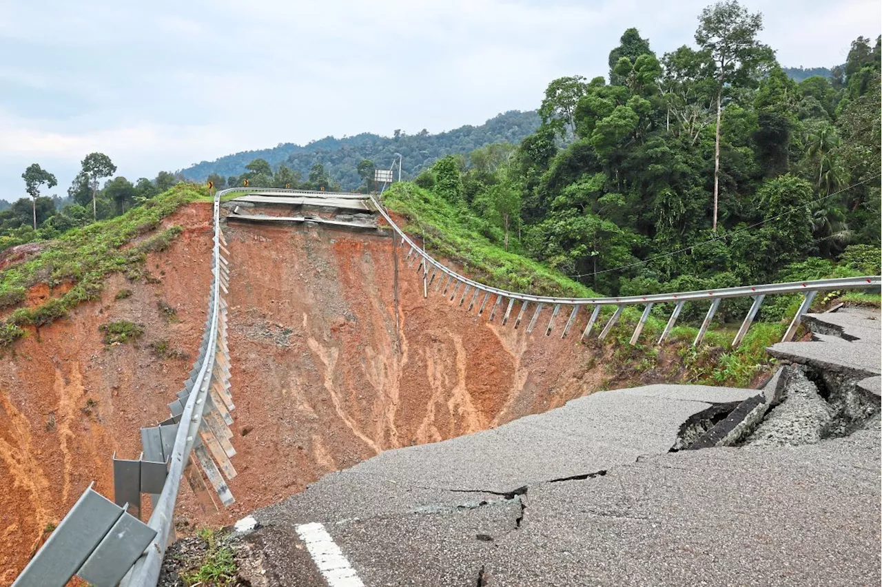 RM312mil to fix roads damaged by first wave of floods