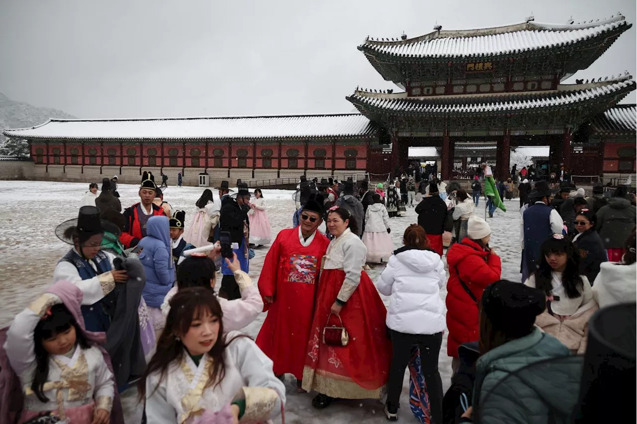 South Korea looks to assuage tourists spooked by political chaos