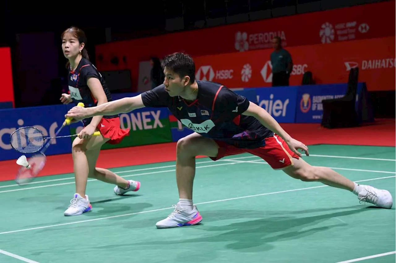 Tang Jie-Ee Wei, Soon Huat-Shevon to face each other in World Tour Finals semis