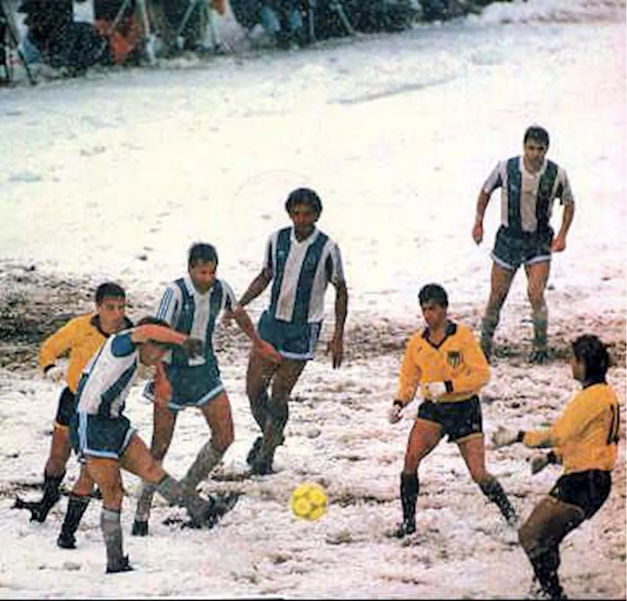 37 anos de Tóquio: fogo do dragão derreteu neve e gelo