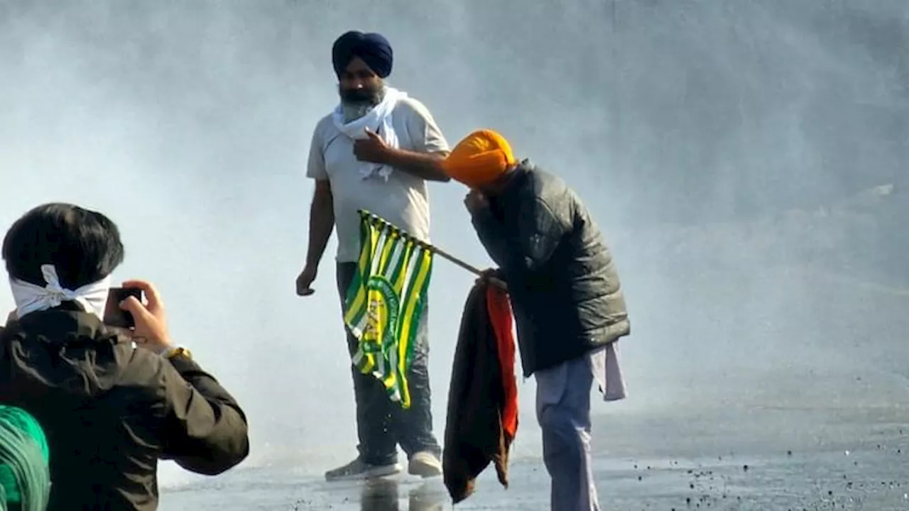 Farmers Protest Live: किसान वापस लाैटे, सरवण सिंह पंधेर बोले-आंसू गैस और वाटर कैनन प्रयोग से 15 घायल